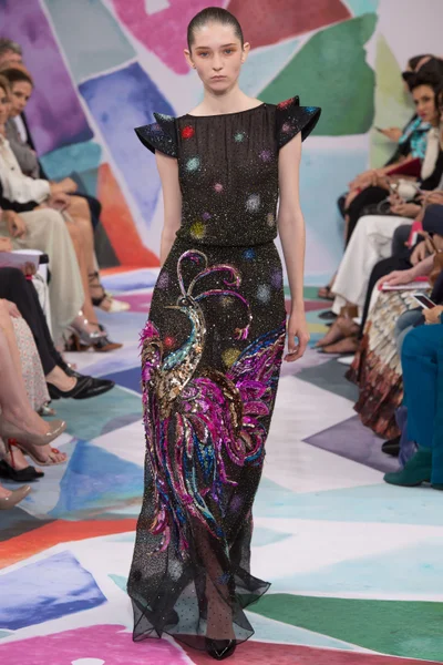 Look 27